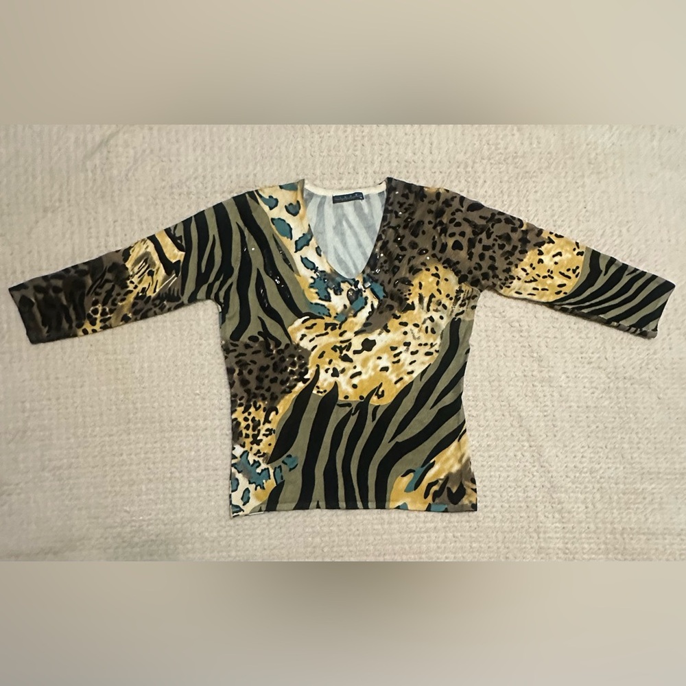 Pierri New York Black and Tan Fitted 3/4 Sleeve Knitted Blouse